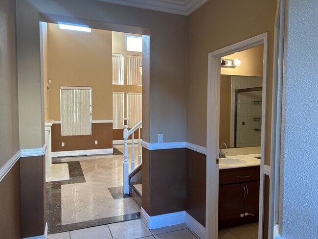 Foto del edificio - 8940 Deira Ln