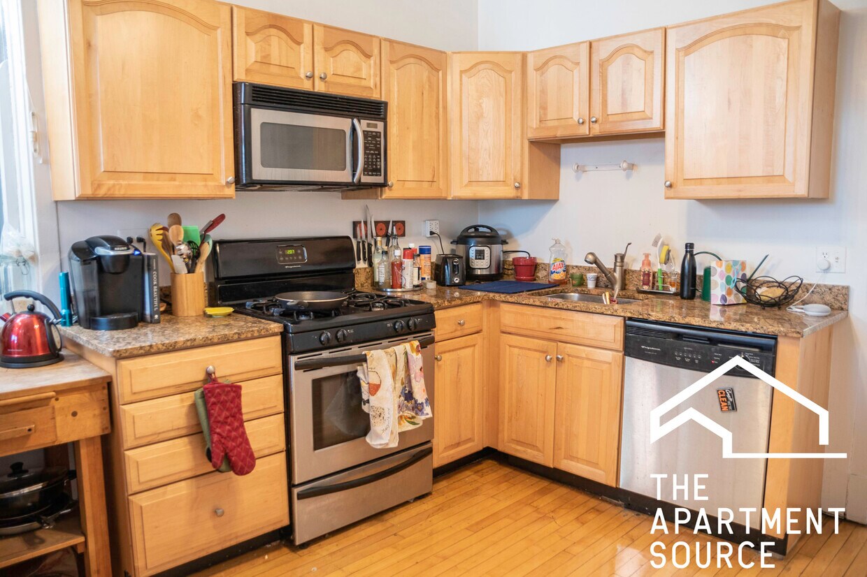Foto principal - 4203 N Damen Ave