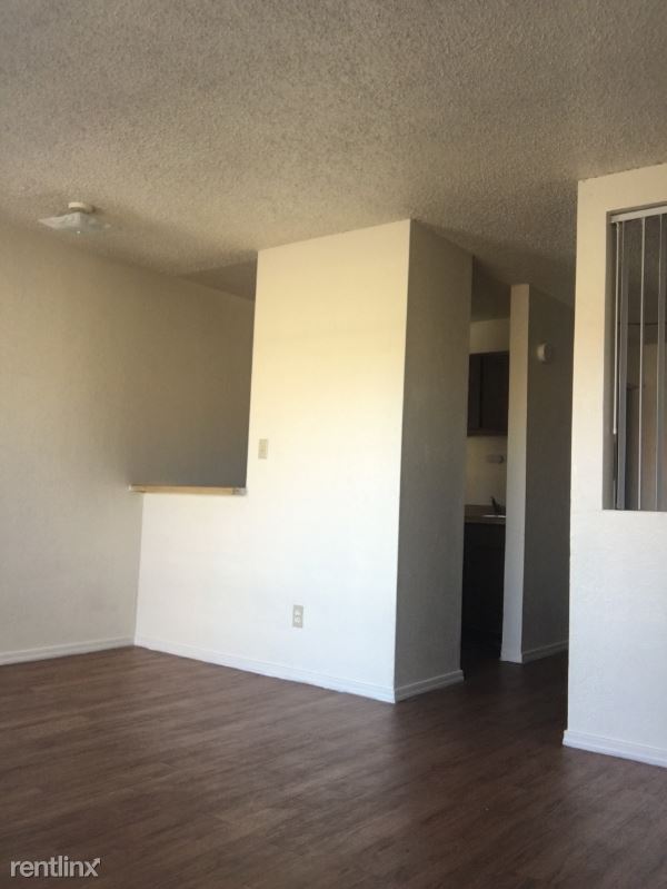Foto del edificio - 1 br, 1 bath Apartment - 4038 E McDowell Rd