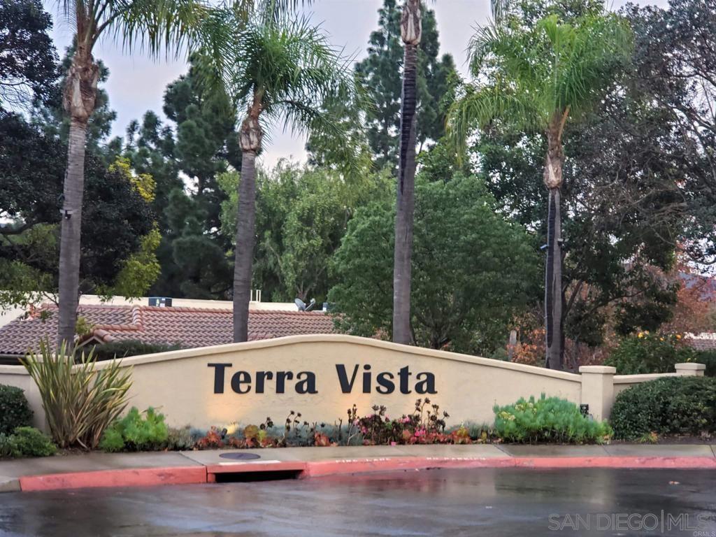 Primary Photo - 10313 Azuaga St