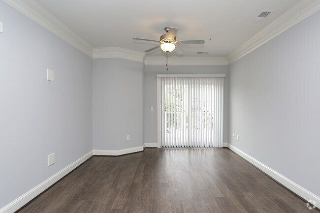 1HAB, 1BA - 722 ft² - Aqua on 25th