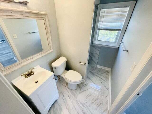 Building Photo - 517 Kanuga Dr