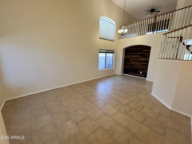 Building Photo - 4062 E Orion St