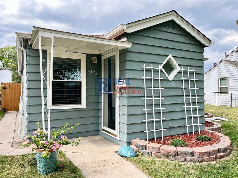 Foto principal - 4345 Depew St