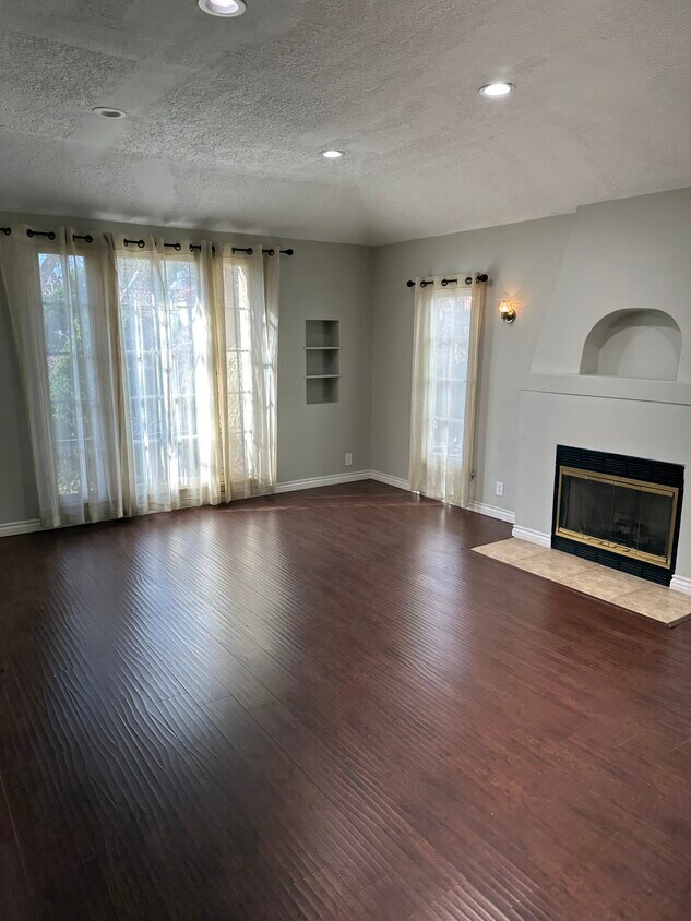 Foto principal - 1210 S Wooster St
