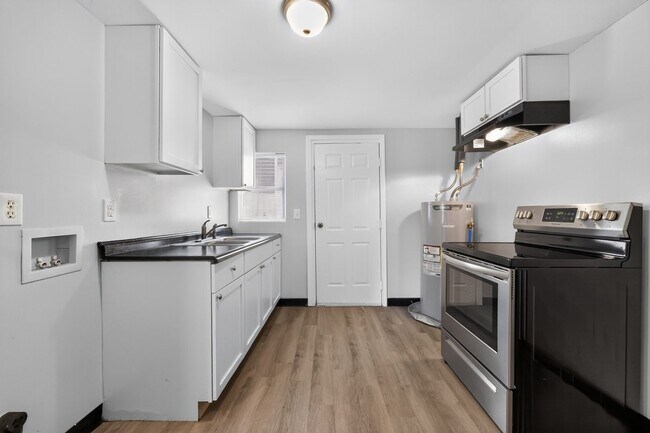 Foto del edificio - 1626 Telfair St Ln