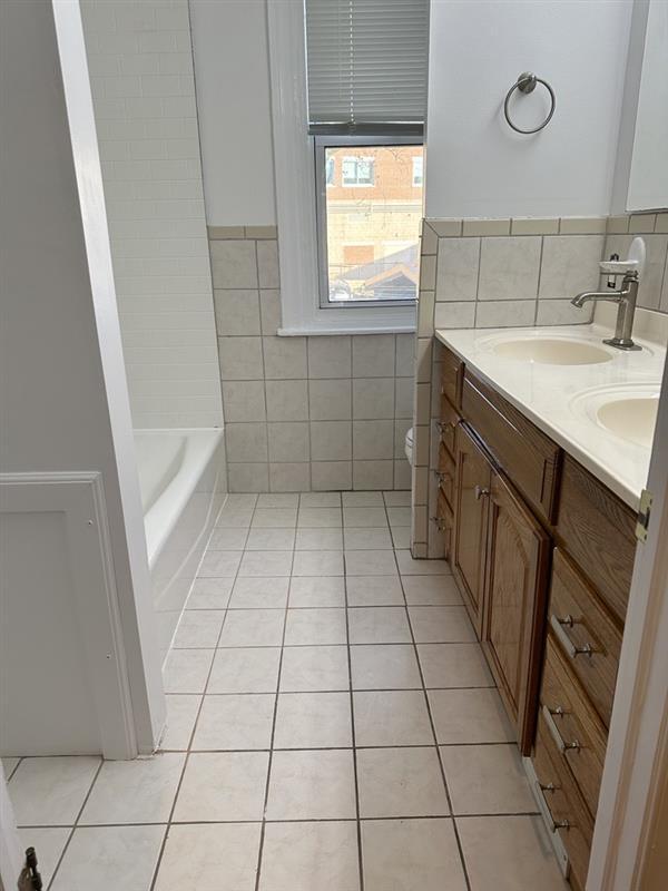 Photo - 11 N Warner Ave Townhome