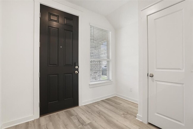 Building Photo - 2340 Sawdust Dr