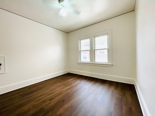 Foto del edificio - 2357 N 59th St