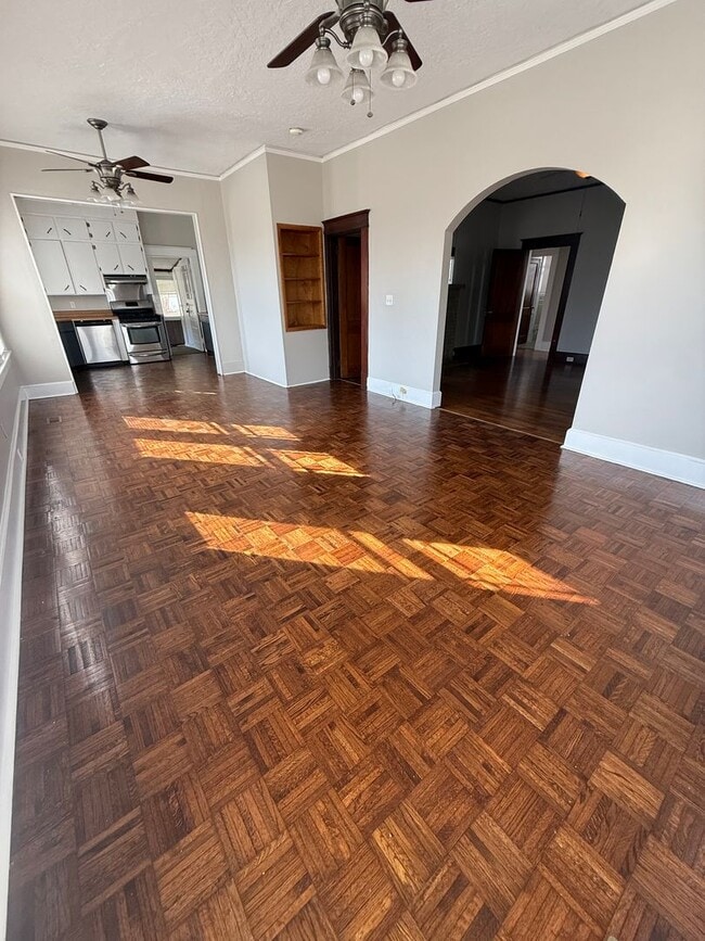 Building Photo - Downtown Gadsden