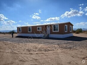 Building Photo - 3939 Aztec Rd