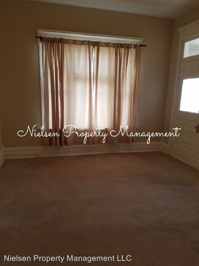 Foto del edificio - 2 br, 1 bath House - 119 East 5th Street