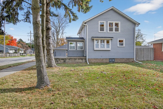 Building Photo - 3015 19th St