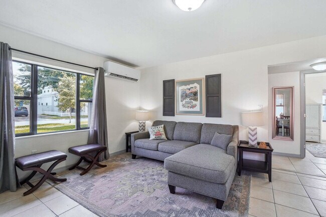 Foto del edificio - 662 Callahan St