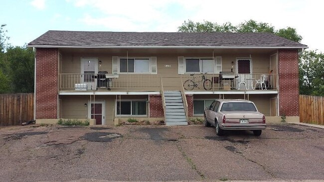 Building Photo - 6820 Western Pl