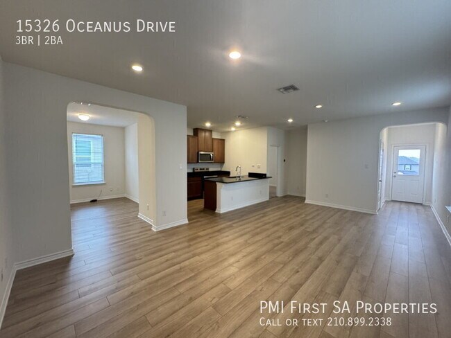 Building Photo - 15326 Oceanus Dr