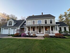 Building Photo - 138 Dwight Dr