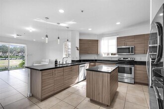 Building Photo - 2735 SW 81st Terrace