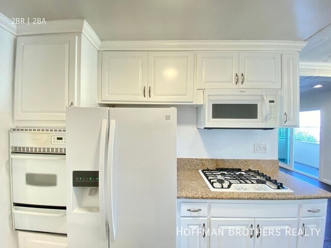 Foto del edificio - 1489 S Canfield Ave