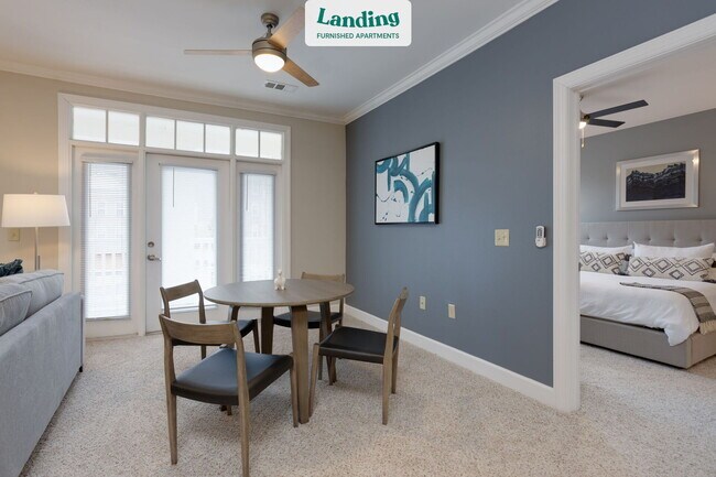 Foto del edificio - 1116 Davenport Blvd