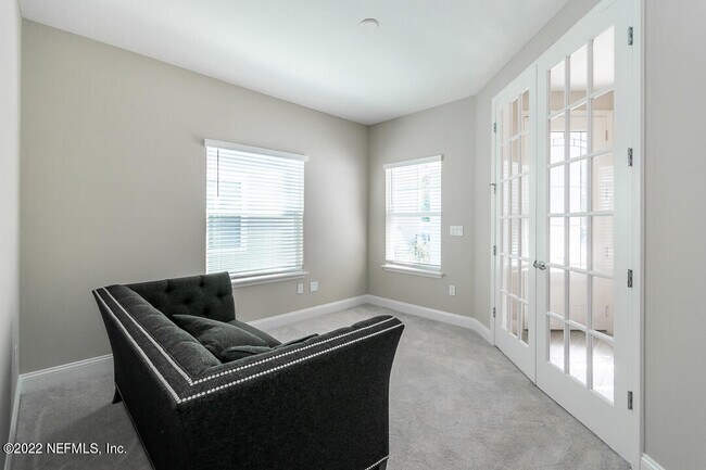 Foto del edificio - 304 Stillwater Blvd