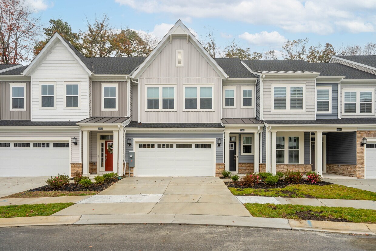 Foto principal - 32066 White Tail Dr