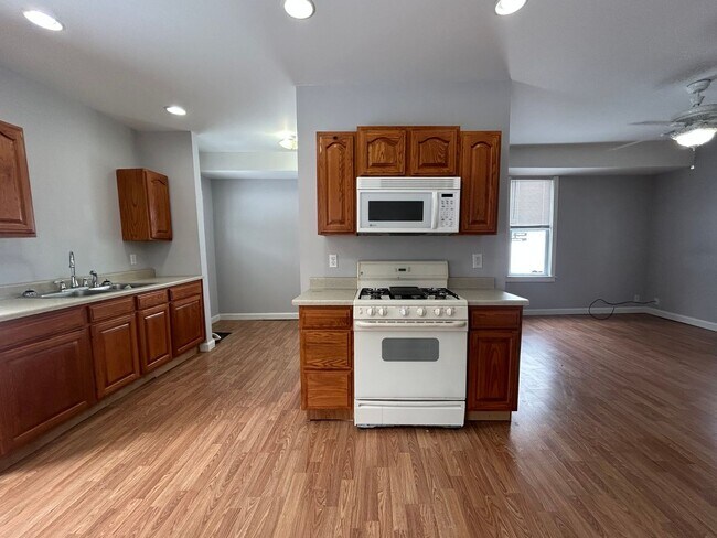 Foto del edificio - Charming Downtown Grove City Home