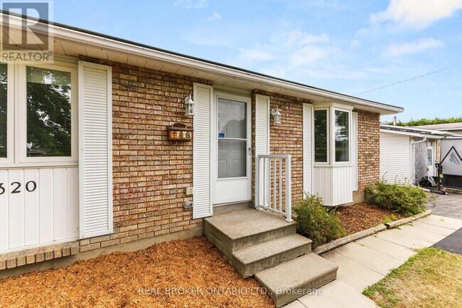 Building Photo - 320 Reynolds Dr