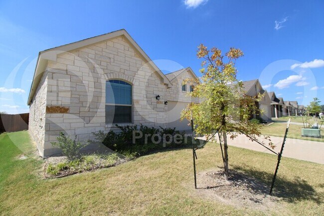 Foto del edificio - 1613 River Xing Dr