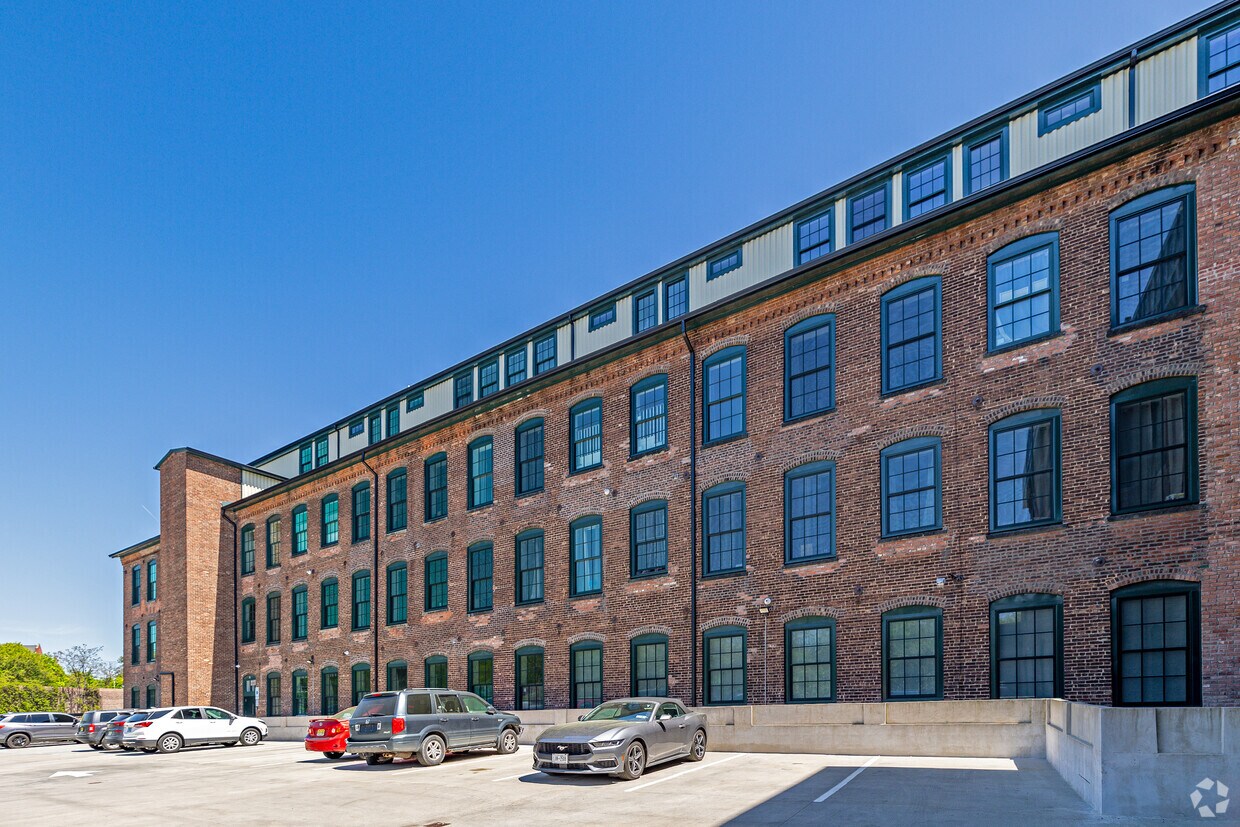 Foto del edificio - Packard Lofts Apartments