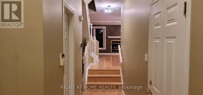Building Photo - 344 Hillsboro Private