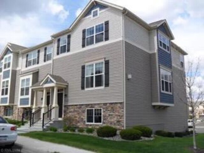 Building Photo - 8295 Norwood Ln N