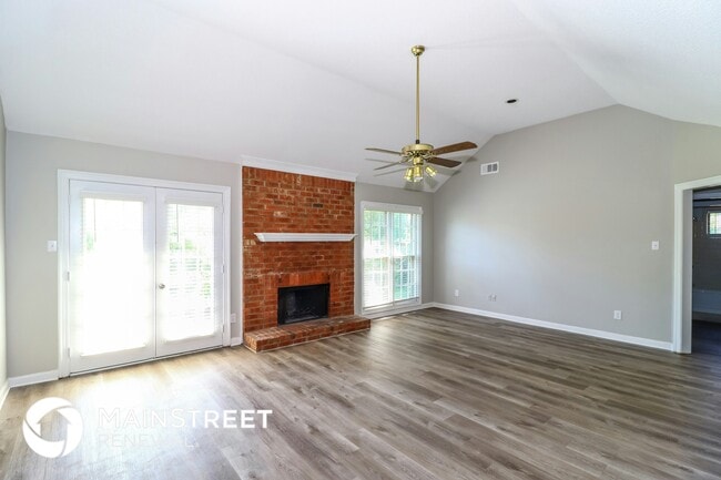 Building Photo - 1365 Fieldstone Trail