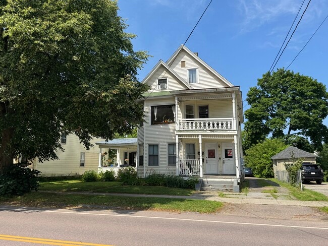 Building Photo - 41 N Willard St