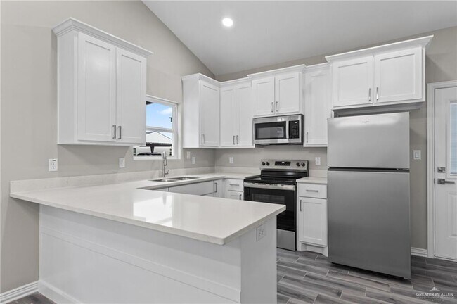 Foto del edificio - 2604 Brownjay Rd