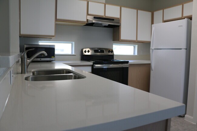Building Photo - 6289 Wilcrest Dr