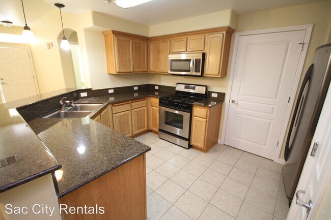 Building Photo - 2 br, 2 bath House - 2860 Brighton Beach Way