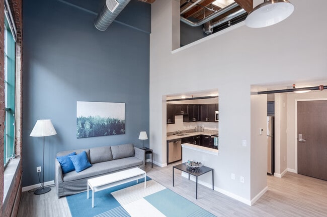 Building Photo - Cherry Street Lofts