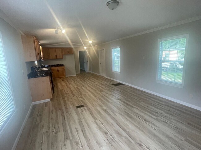 Foto del edificio - 5316 Maxwell Rd