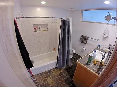 Foto del edificio - fully renovated top to bottom and this house