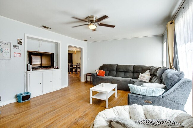 Foto del edificio - 3411 28th St