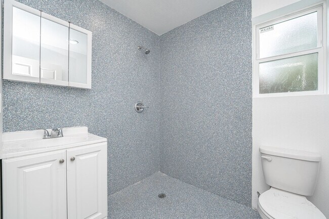 Foto del edificio - LA T 250