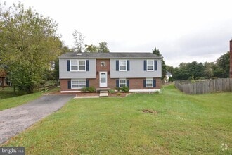 Building Photo - 5323 Debbie Ct