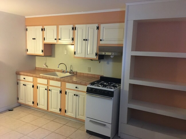 Building Photo - Sholan Rd Morristown, 1 bd 1 ba