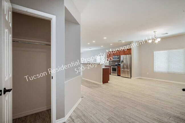 Foto del edificio - 7334 E Alderberry St