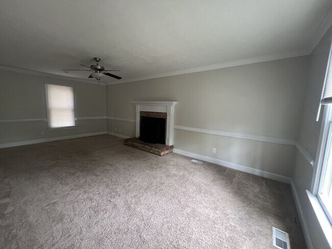 Building Photo - 3BD/2.5BTH RENTAL HOME