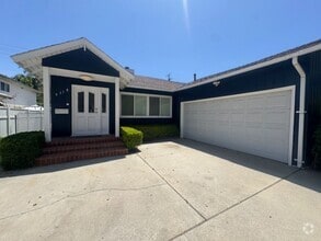 Building Photo - 5118 Topanga Canyon Blvd