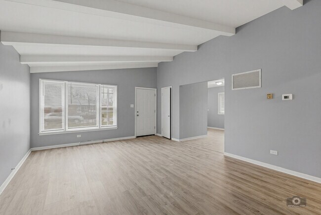 Foto del edificio - 14844 Wabash Ave