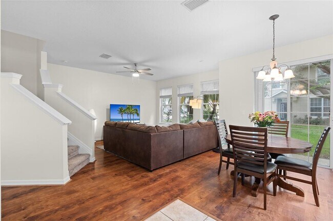 Foto del edificio - 6714 Breezy Palm Dr