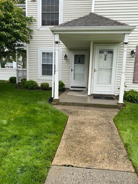 Primary Photo - 49 Fairway Dr